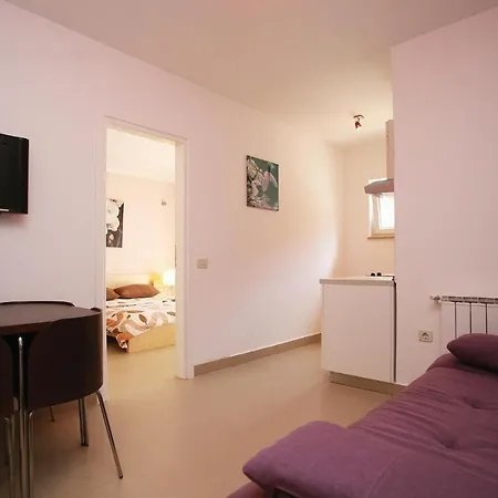 One-bedroom In *