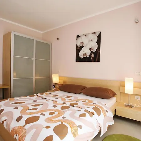 One-bedroom In Appartement Rovinj